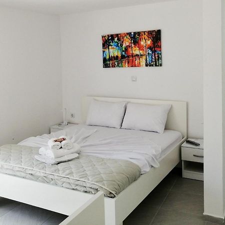 Redex Apartments Ohrid Exteriör bild