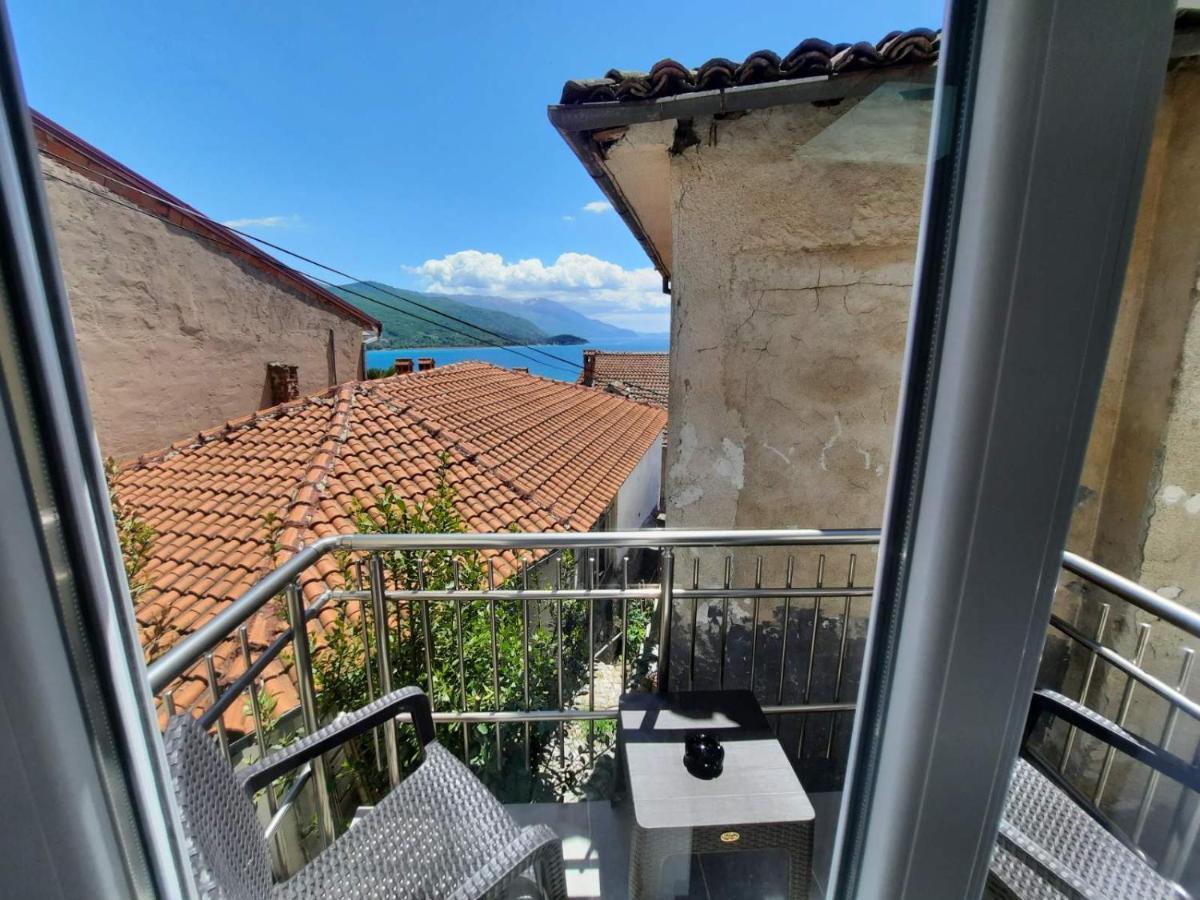 Redex Apartments Ohrid Exteriör bild