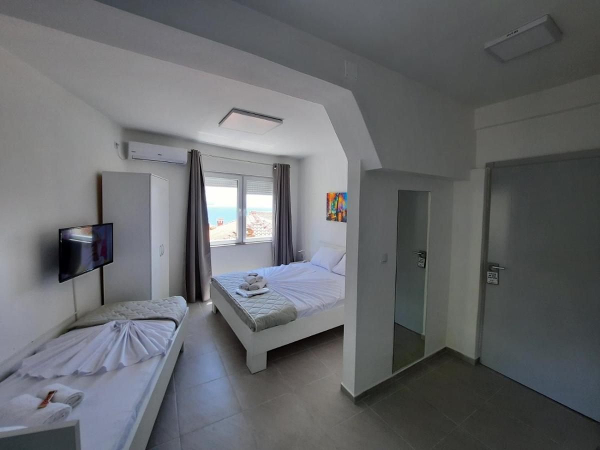 Redex Apartments Ohrid Exteriör bild