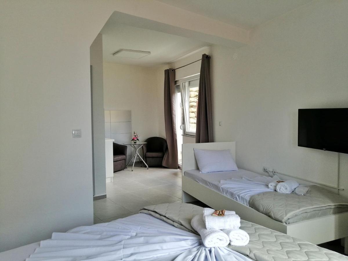 Redex Apartments Ohrid Exteriör bild