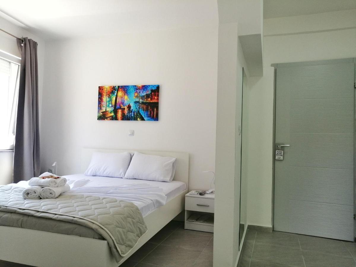Redex Apartments Ohrid Exteriör bild